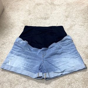 Maternity jean shorts - size 8